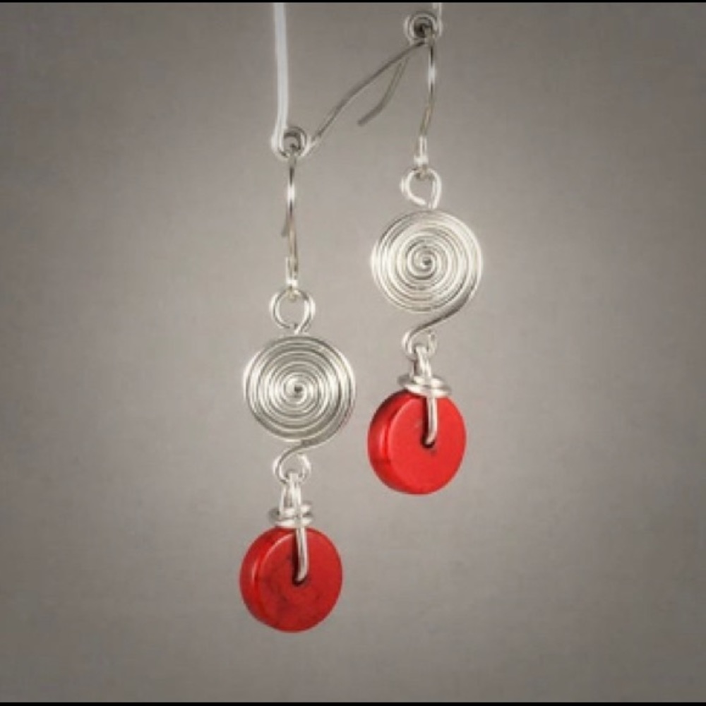 Handmade wire spiral earrings with red stone disk (silver tone)